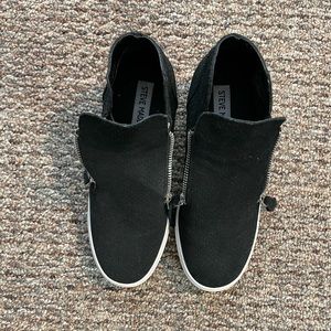 Steve Madden Wedge Sneakers / Wedge Booties